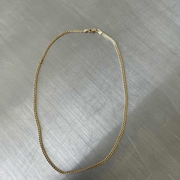 Elegant 10k Gold Chain Necklace. - Picture 3 of 4